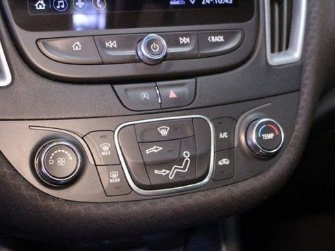 Used 2020 Chevrolet Malibu LS image 18