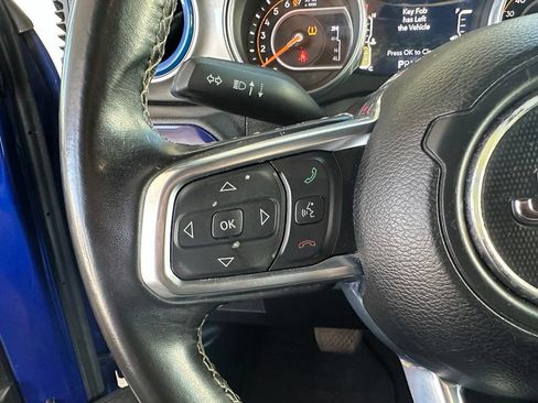 Used 2020 Jeep Wrangler Unlimited Sahara AWD/4WD image 20