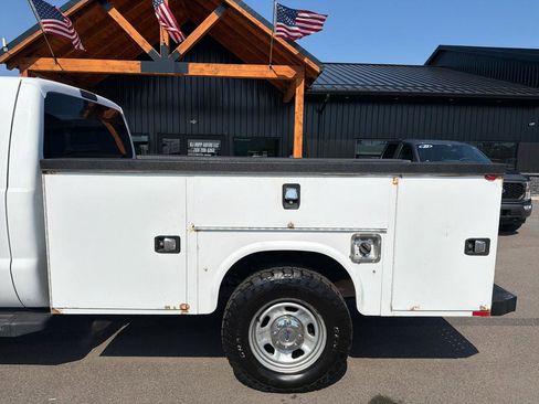 Used 2016 Ford F350 XL w/ Power Equipment Group AWD/4WD image 16