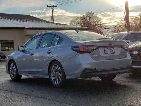 Used 2025 Subaru Legacy Limited image 3