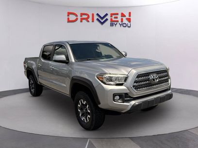 Used 2017 Toyota Tacoma TRD Off-Road w/ Tow Package (A/T)