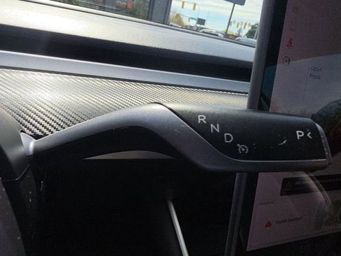 Used 2018 Tesla Model 3 Long Range image 31