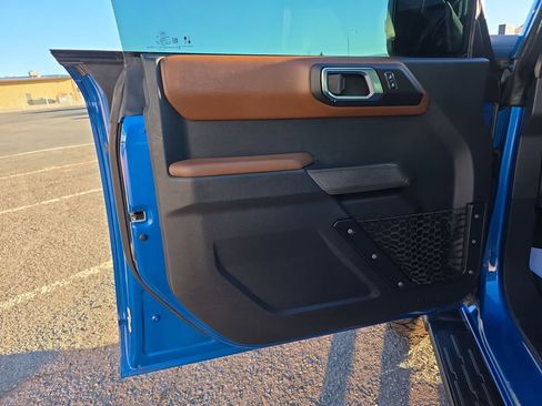 Used 2021 Ford Bronco Outer Banks AWD/4WD image 10