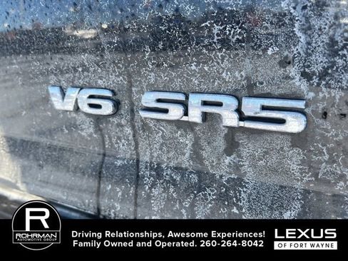 Used 2011 Toyota Tacoma 4x4 Access Cab V6 image 7