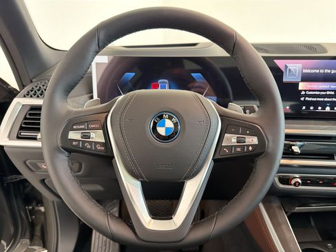 New 2026 BMW X5 xDrive50e w/ Premium Package AWD/4WD image 17