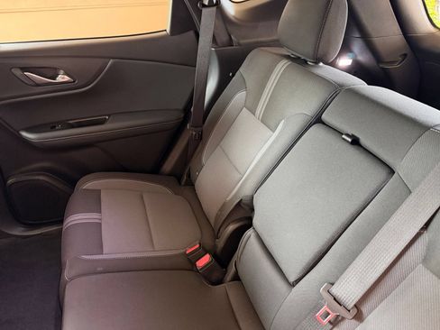Used 2026 Chevrolet Blazer LT FWD image 33