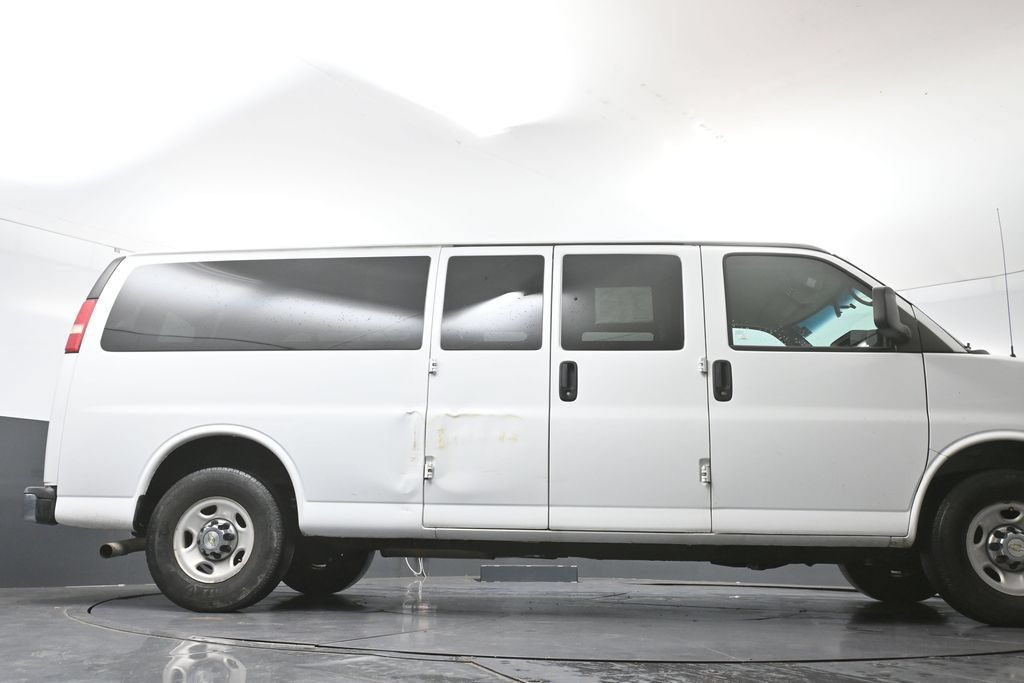 Used 2014 Chevrolet Express 3500 LT w/ LT Preferred Equipment Group RWD image 24