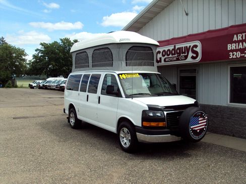 Used 2014 GMC Savana 1500 LT w/ LT Preferred Equipment Group image 2