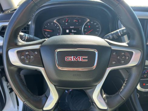 Used 2023 GMC Acadia SLT image 8