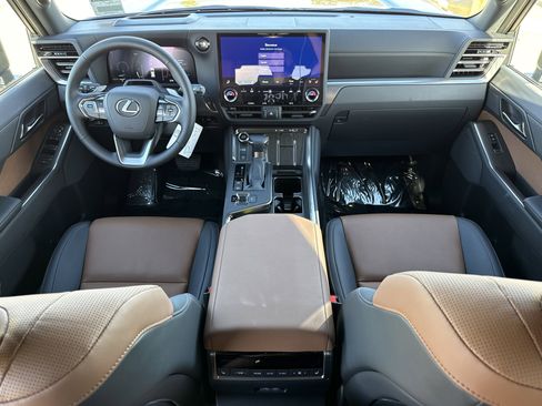 New 2026 Lexus GX 550 image 27