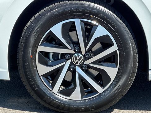 Used 2024 Volkswagen Jetta S FWD image 28