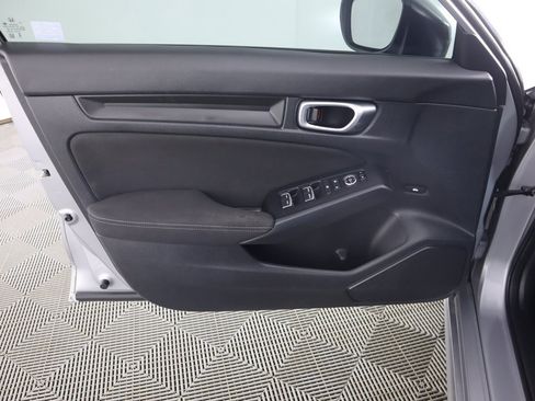 Used 2023 Honda Civic Sport image 19