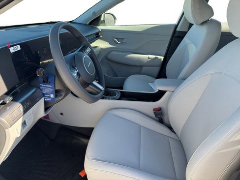 New 2026 Hyundai Kona SE FWD image 9