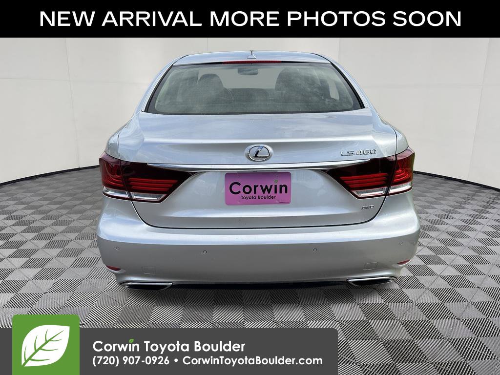 Used 2013 Lexus LS 460 AWD w/ Comfort Pkg image 6