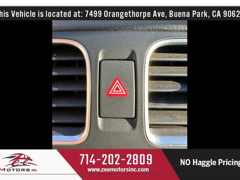 Used 2013 Volkswagen GTI 4-Door FWD image 33