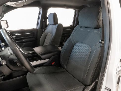 Used 2025 RAM 1500 Big Horn AWD/4WD image 9