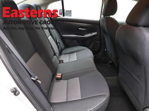 Used 2022 Nissan Sentra SV FWD image 22