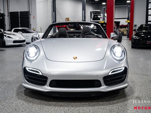 Used 2014 Porsche 911 Turbo image 8