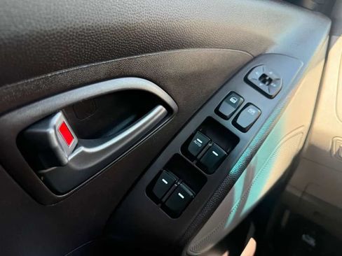 Used 2014 Hyundai Tucson GLS FWD image 14