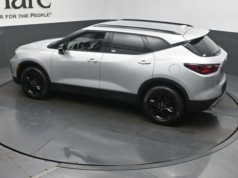 Used 2021 Chevrolet Blazer LT FWD image 43