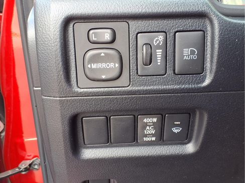 Used 2024 Toyota 4Runner SR5 Premium w/ Moonroof Package AWD/4WD image 18