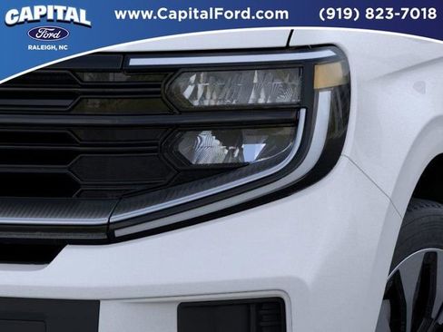 New 2026 Ford Expedition Max Platinum w/ Driver's Package image 18