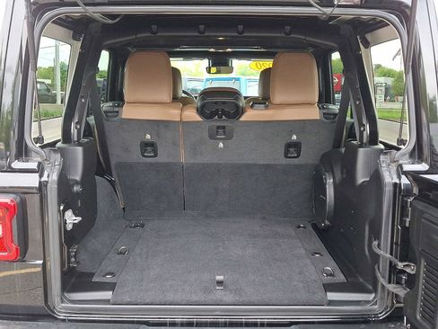 Used 2020 Jeep Wrangler Unlimited Rubicon w/ Advanced Safety Group AWD/4WD image 30