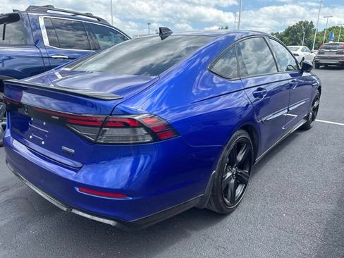 Used 2024 Honda Accord Sport image 4