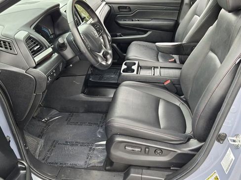 Used 2024 Honda Odyssey Sport image 10