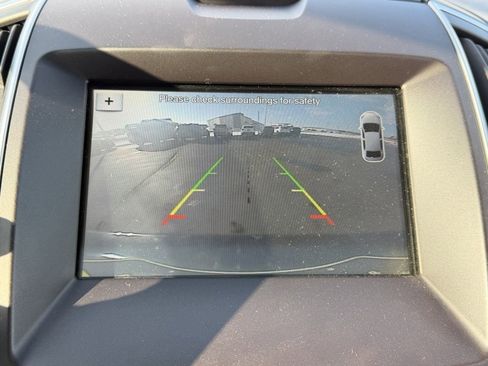 Used 2017 Ford Edge Titanium w/ Equipment Group 301A image 26