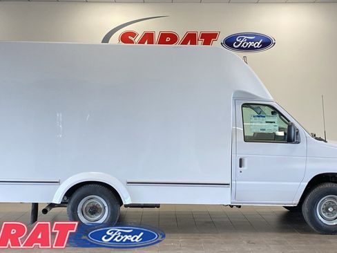 New 2027 Ford E-350 and Econoline 350 Super Duty w/ Power Equipment Group RWD image 1