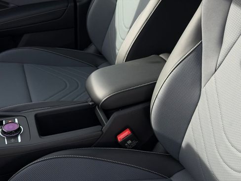 New 2026 Volkswagen Tiguan SE image 22