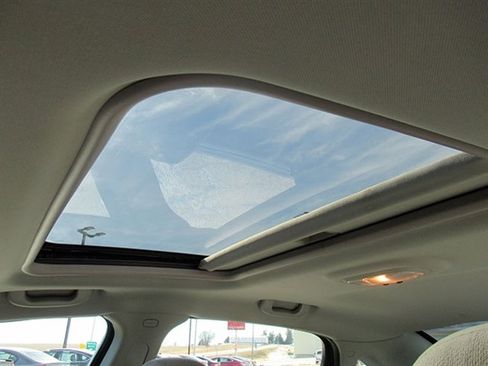 Used 2015 Chevrolet Impala LT w/ LT Sunroof Package image 31