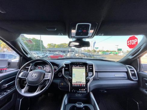 Used 2020 RAM 3500 Laramie image 14