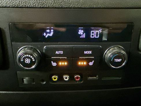 Used 2016 GMC Yukon SLT w/ Open Road Package image 27