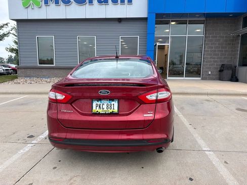 Used 2013 Ford Fusion SE FWD image 6