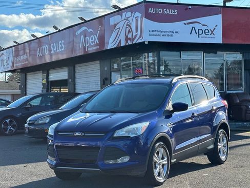 Used 2013 Ford Escape SE image 2