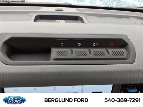 Used 2024 Ford Bronco Black Diamond AWD/4WD image 32