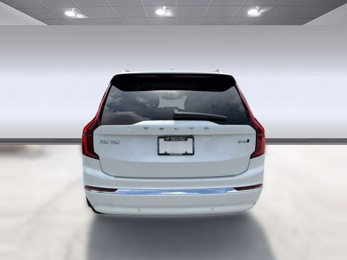 New 2026 Volvo XC90 B6 Ultra w/ Protection Package AWD/4WD image 10