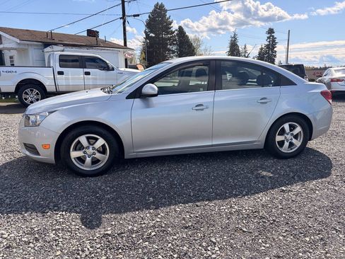 Used 2014 Chevrolet Cruze LT FWD image 6