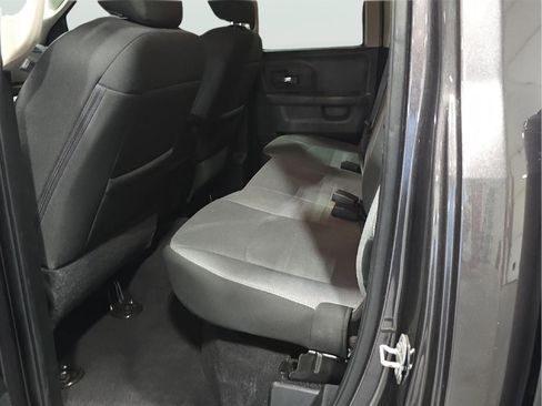 Used 2024 RAM 1500 Classic SLT AWD/4WD image 15