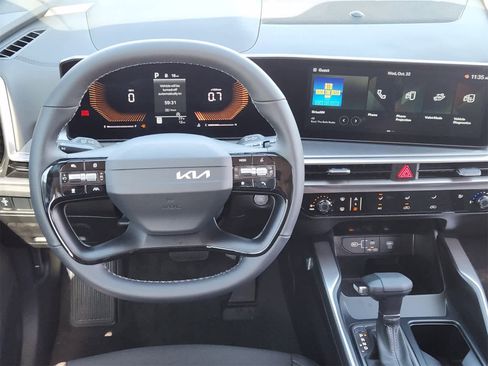 New 2026 Kia Sorento LX image 24