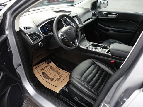 Used 2020 Ford Edge SEL w/ Convenience Package image 7