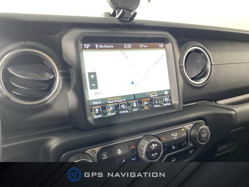 Used 2023 Jeep Wrangler Unlimited Sahara w/ Cold Weather Group AWD/4WD image 2