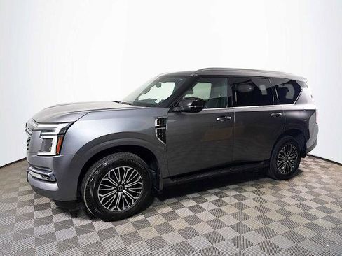 Certified 2025 Nissan Armada SL w/ Captain's Chari Seat Package AWD/4WD image 1