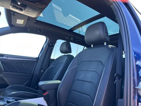 Certified 2022 Volkswagen Tiguan SEL R-Line image 12