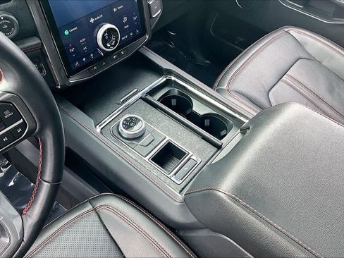 Used 2024 Ford Expedition Max Limited RWD image 16