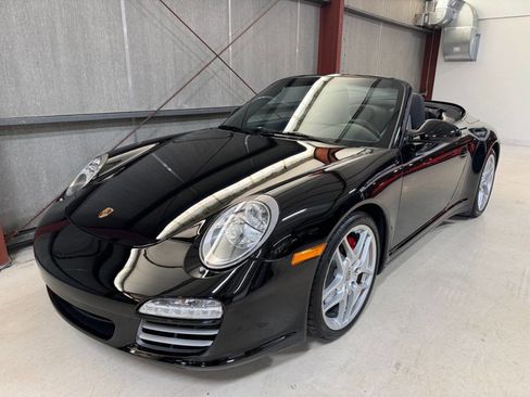 Used 2009 Porsche 911 Carrera 4S AWD/4WD image 3