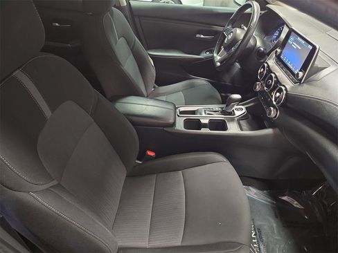 Used 2022 Nissan Sentra SV w/ Trunk Package image 10
