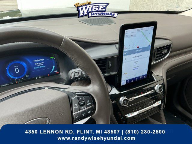 Used 2022 Ford Explorer Platinum AWD/4WD image 23